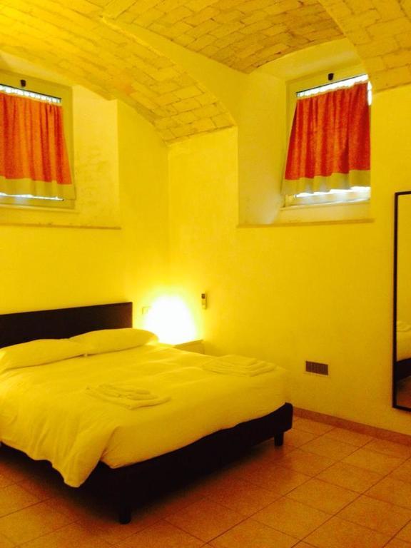 Vatican Rooms Guest House Rom Værelse billede